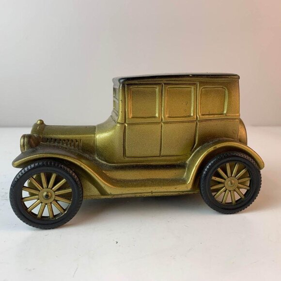 1926 Ford Car Plastic Money Bank - Picture 3 of 6